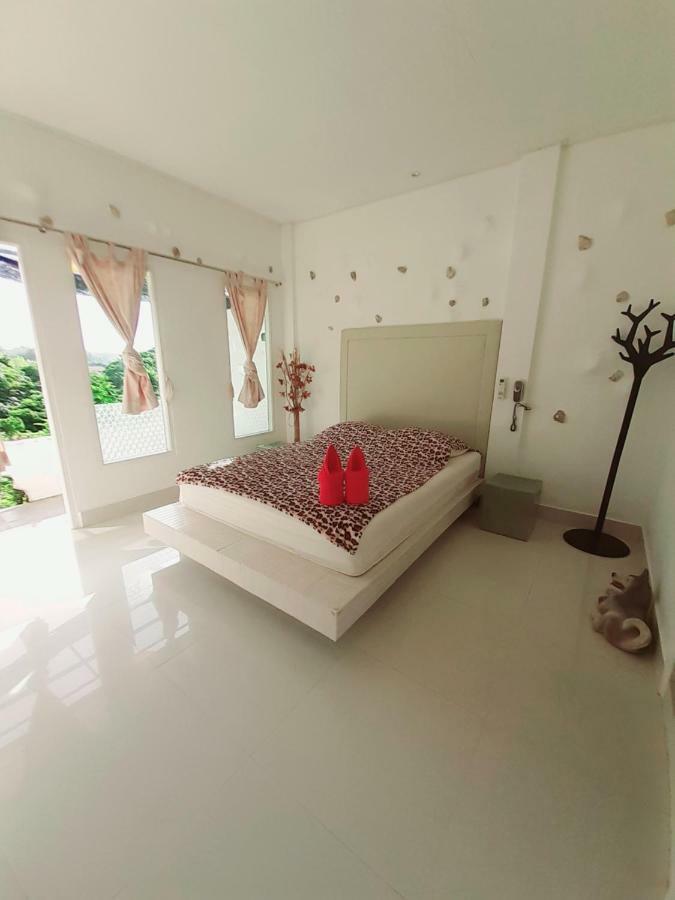 Rai Win * Krabi By